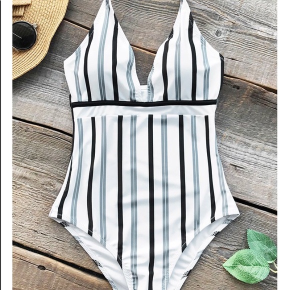 Stripe One-piece - Picture 2 of 5
